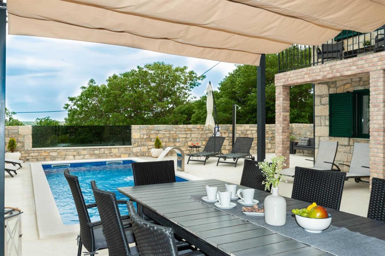 Stone Villa Didovi Snovi With Heated Pool Lisane Ostrovicke Luaran gambar