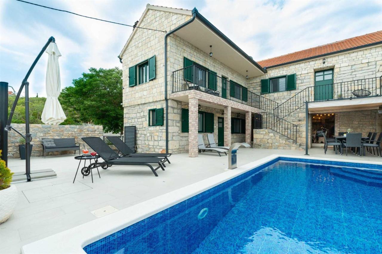 Stone Villa Didovi Snovi With Heated Pool Lisane Ostrovicke Luaran gambar