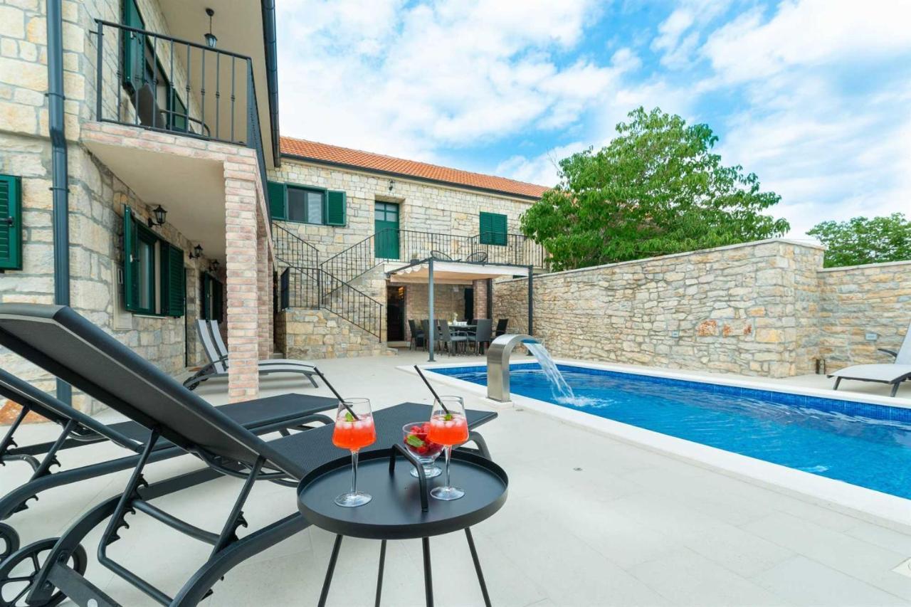 Stone Villa Didovi Snovi With Heated Pool Lisane Ostrovicke Luaran gambar