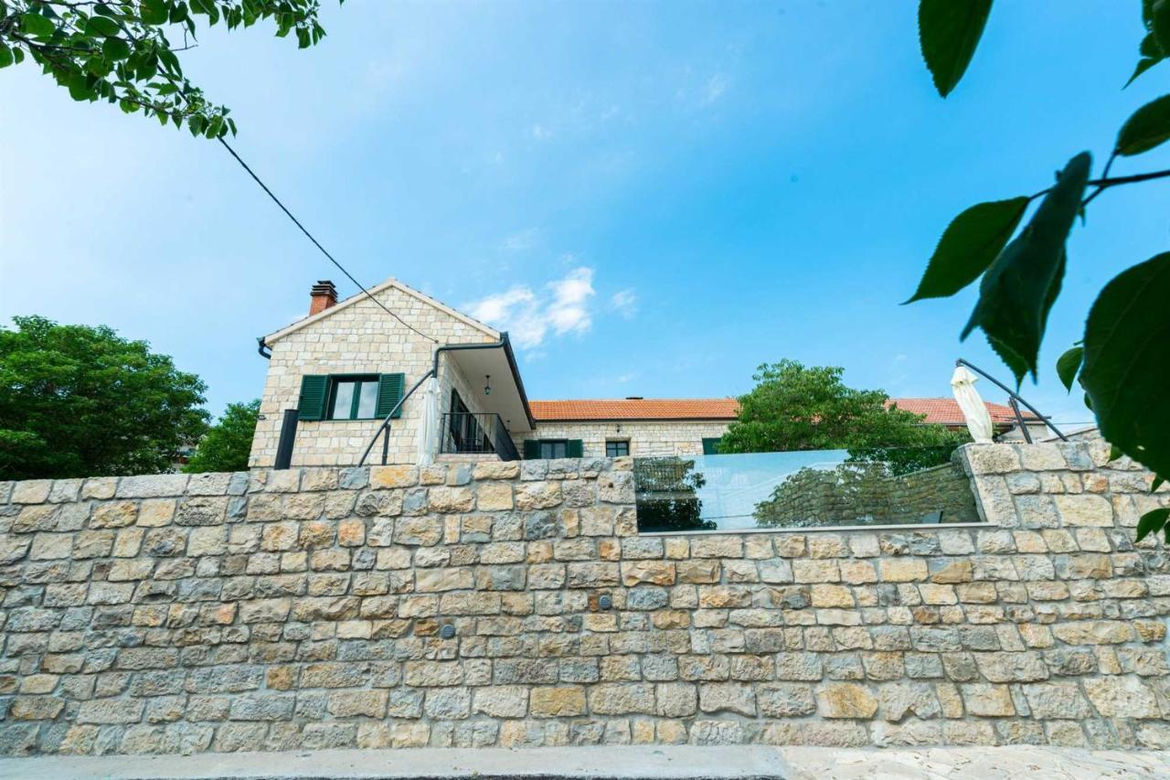 Stone Villa Didovi Snovi With Heated Pool Lisane Ostrovicke Luaran gambar
